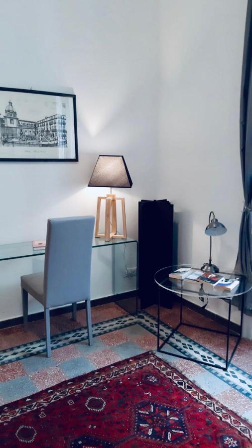 B&B Charme Centre-Ville Artistic & Literary Rooms Palermo Exterior foto